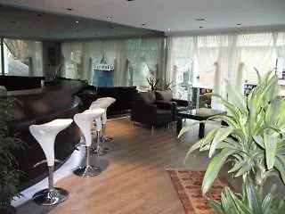 Sembol Szálloda 3*