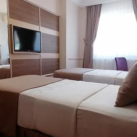 Sembol 3* Isztambul
