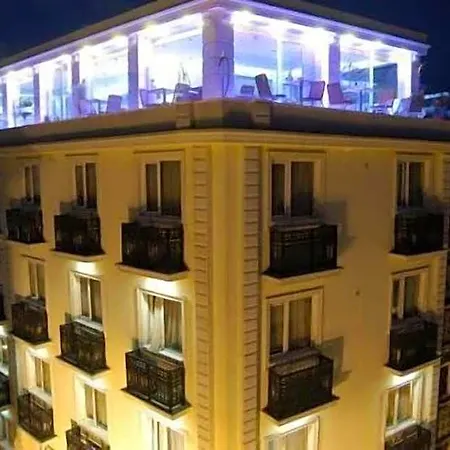 Sembol Hotel 3*