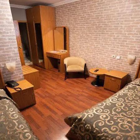 Hotel Sembol 3*