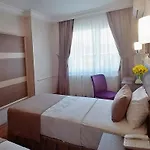 Sembol Hotell 3*