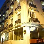 Sembol Hotell 3*